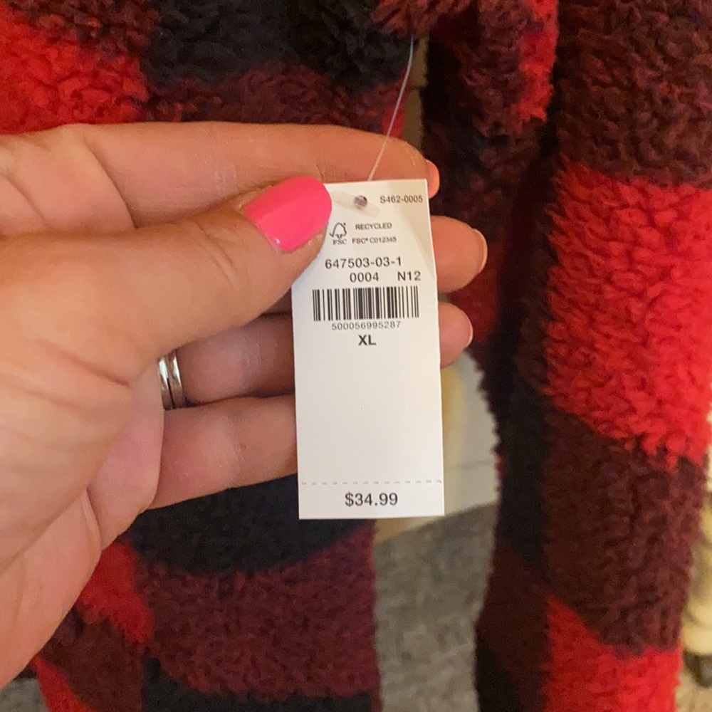 Old Navy pullover - Picture 3 of 4